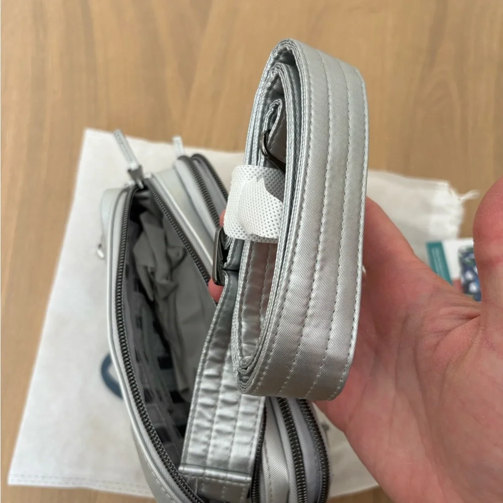 NWT Lug Super Coupe 2 Metallic Silver - Picture 6 of 15